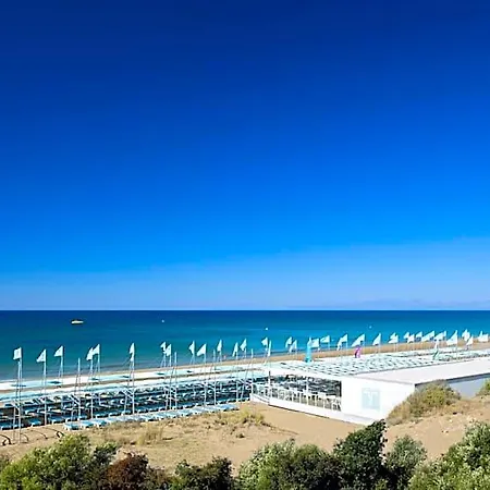 Terrace Elite 5* Side