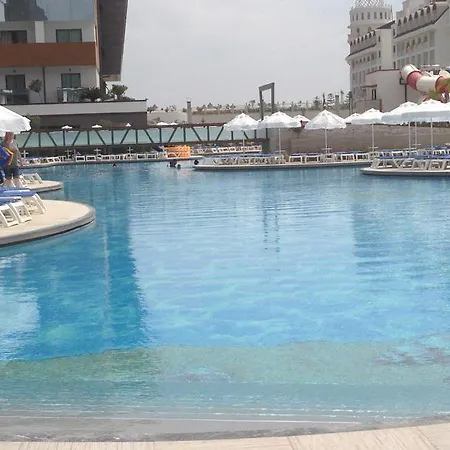 Terrace Elite 5* Side