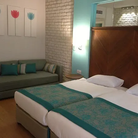 Terrace Elite 5* Side
