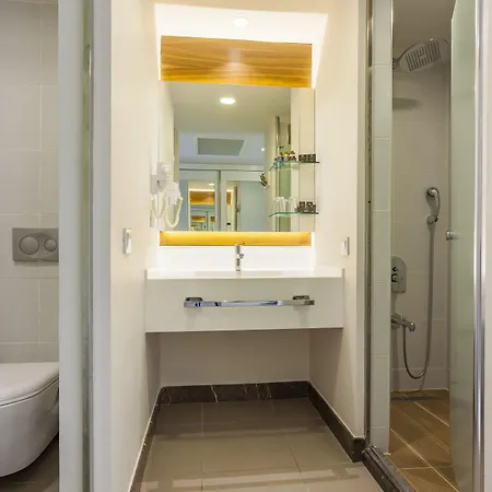 Terrace Elite 5* Side