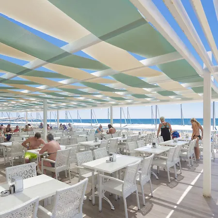 Terrace Elite Ultra Hotel Side