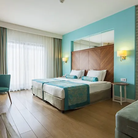 Terrace Elite 5* Side
