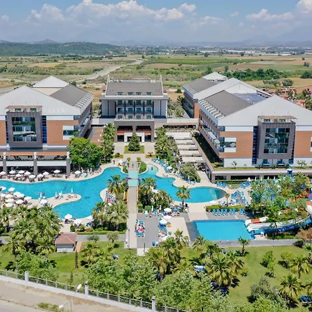 Terrace Elite Ultra Hotel Side